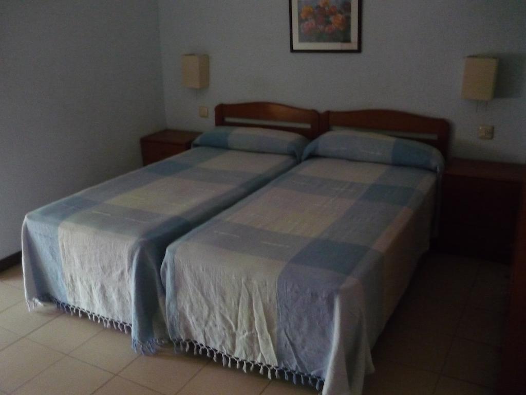 Hostal El Centro อูเอสกา ห้อง รูปภาพ